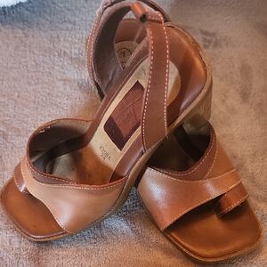 Elegant Brown Leather Sandals